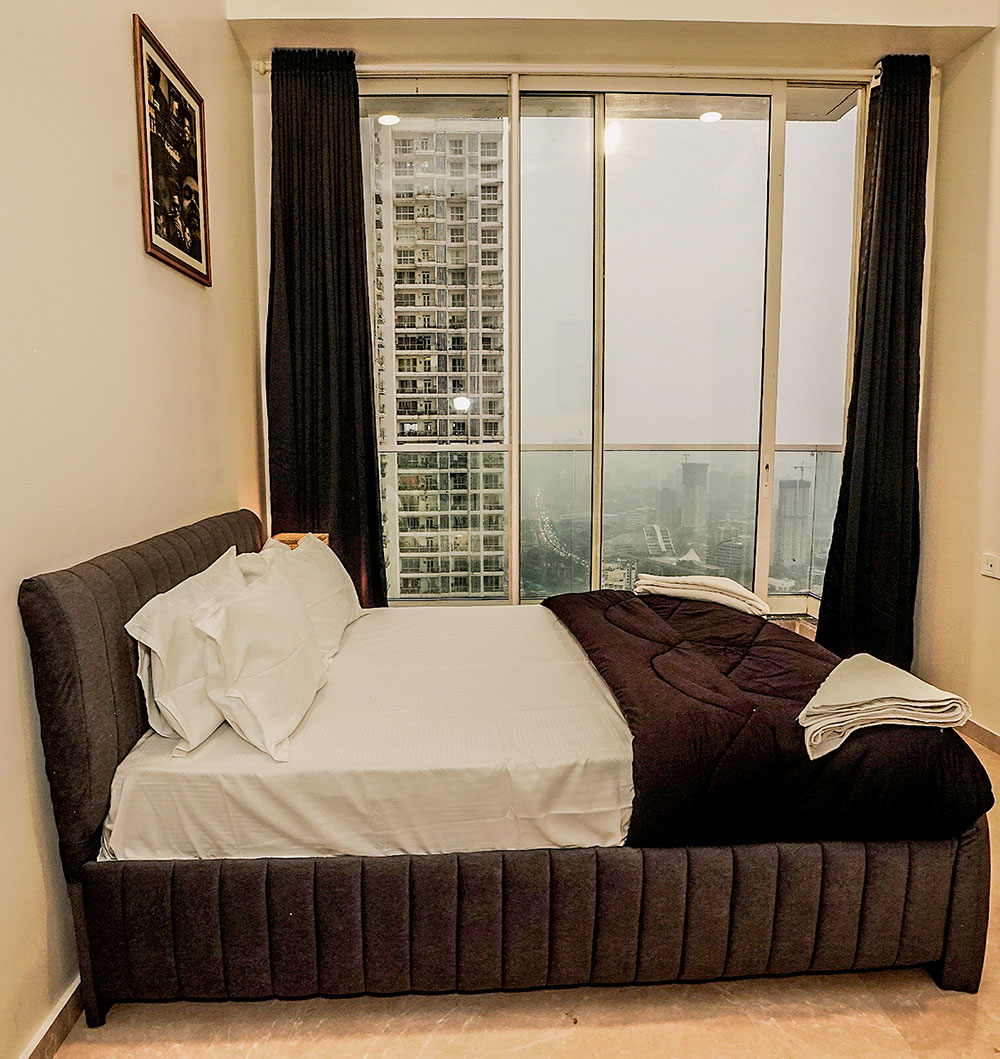 Luxury Stay Image 1